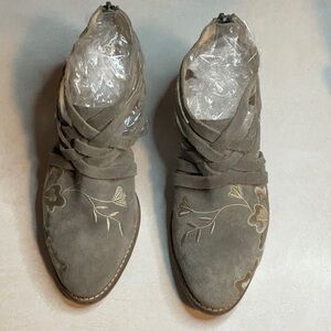 Seychelles Taupe/Grey Suede Cutout Ankle Booties with Embroidered Floral Detail